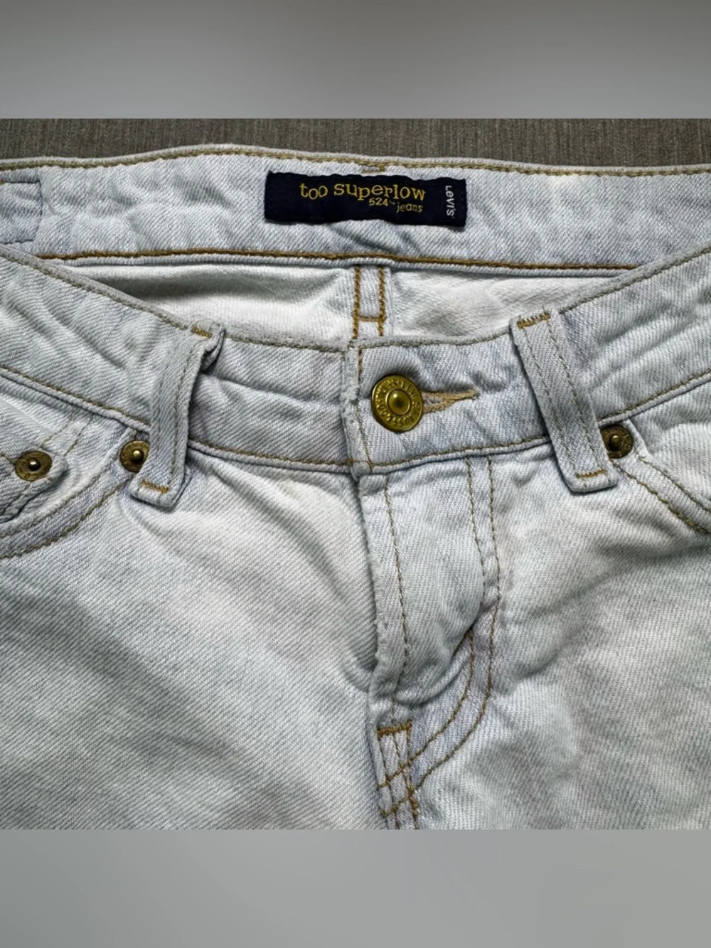Levi's 524 Too Superlow Denim Shorts Size 1 Short Y2K Light Wash Cutoff Vintage